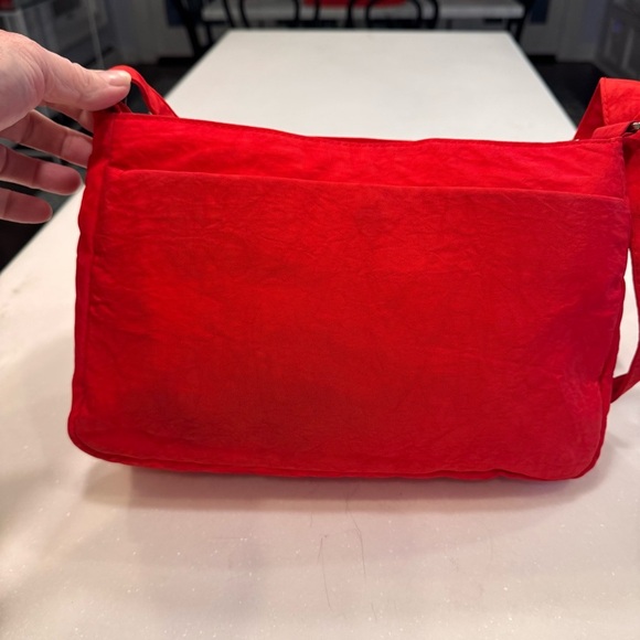 Travelon Crossboy Bag Red Silver Hardware Front Pockets Adjustable Strap - Picture 2 of 13